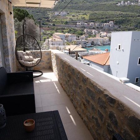 Alexandra'S House Villa Limeni Exterior photo